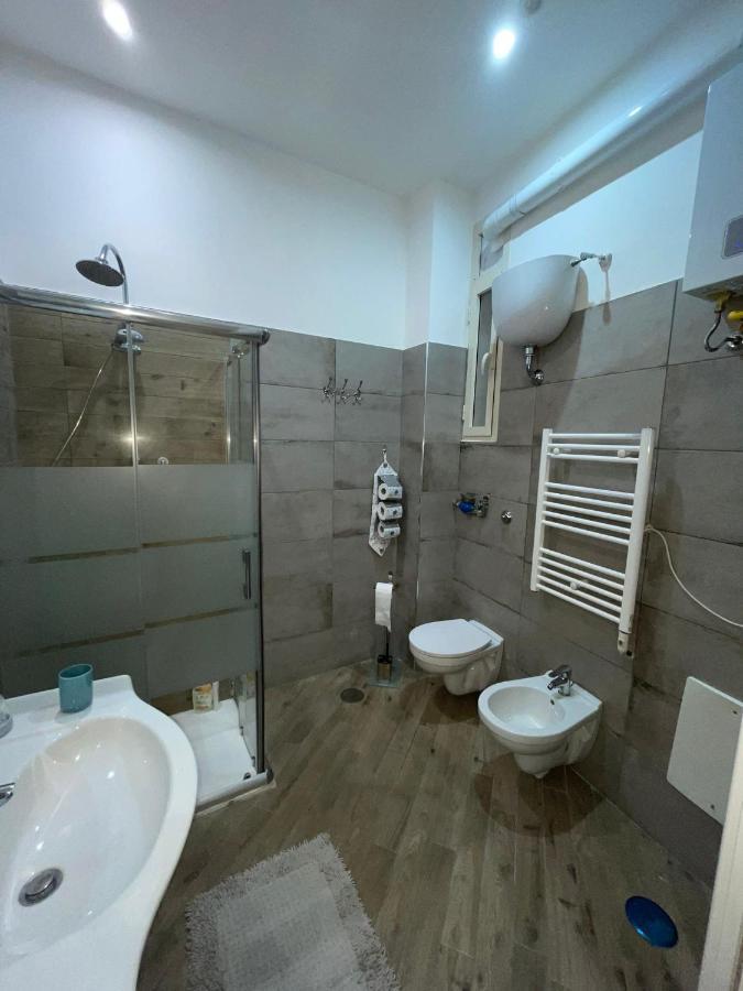 Dormire A Napoli Centro Holiday House Casa Vacanza Eksteriør bilde