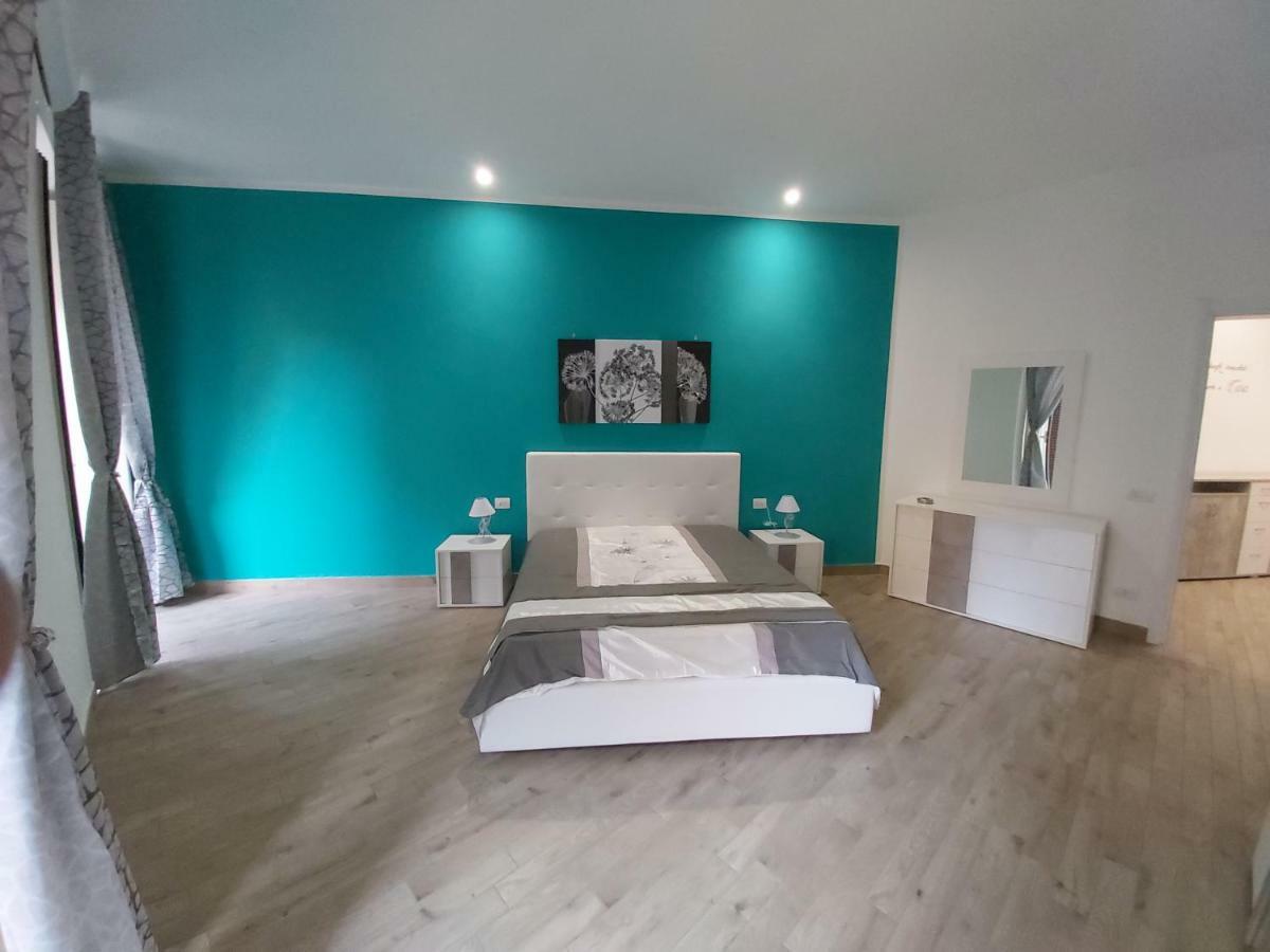 Dormire A Napoli Centro Holiday House Casa Vacanza Eksteriør bilde