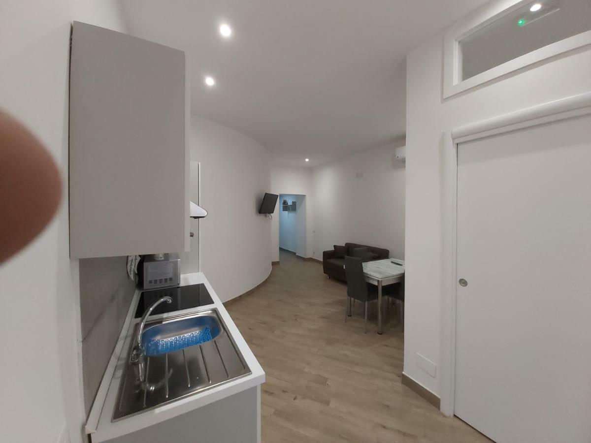 Dormire A Napoli Centro Holiday House Casa Vacanza Eksteriør bilde